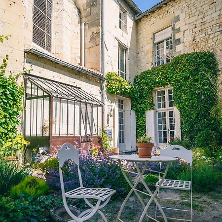 Le Prieure Sainte Croix Hotel Лудан Екстериор снимка
